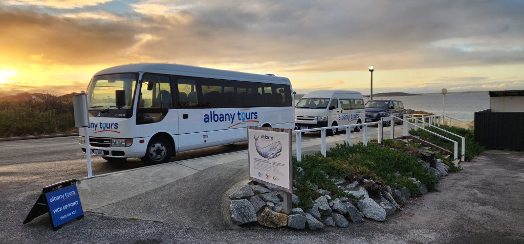 20250410 173146 three vehicles at sunset ahws albany western australia susan mccabe